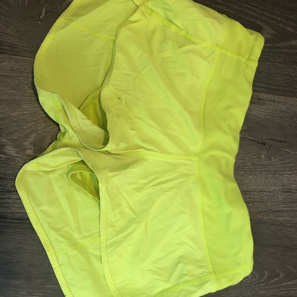 LuLulemon Athletica Speed Shorts || 6